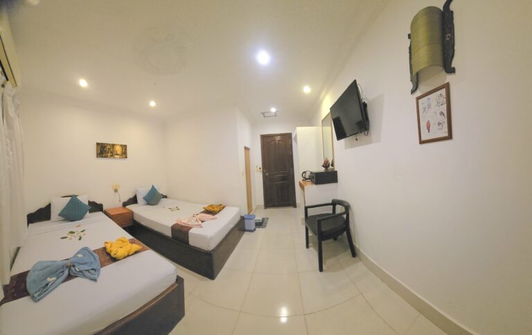 Blossoming Romduol Boutique