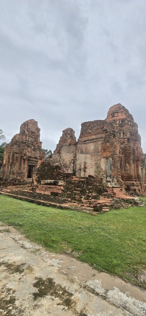 Blossoming Romduol EXplore